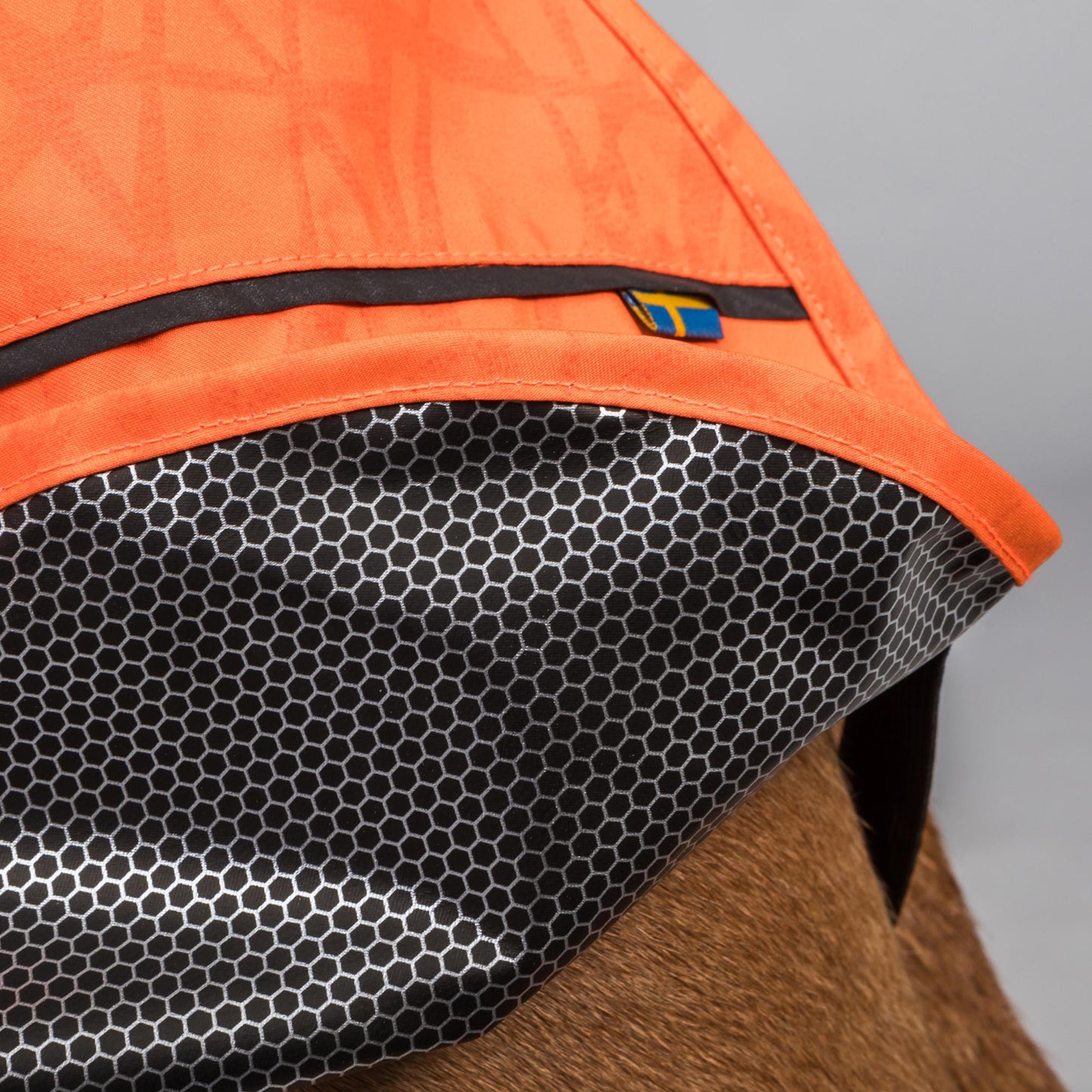 BAY Rain Dog Coat – High Set Tail