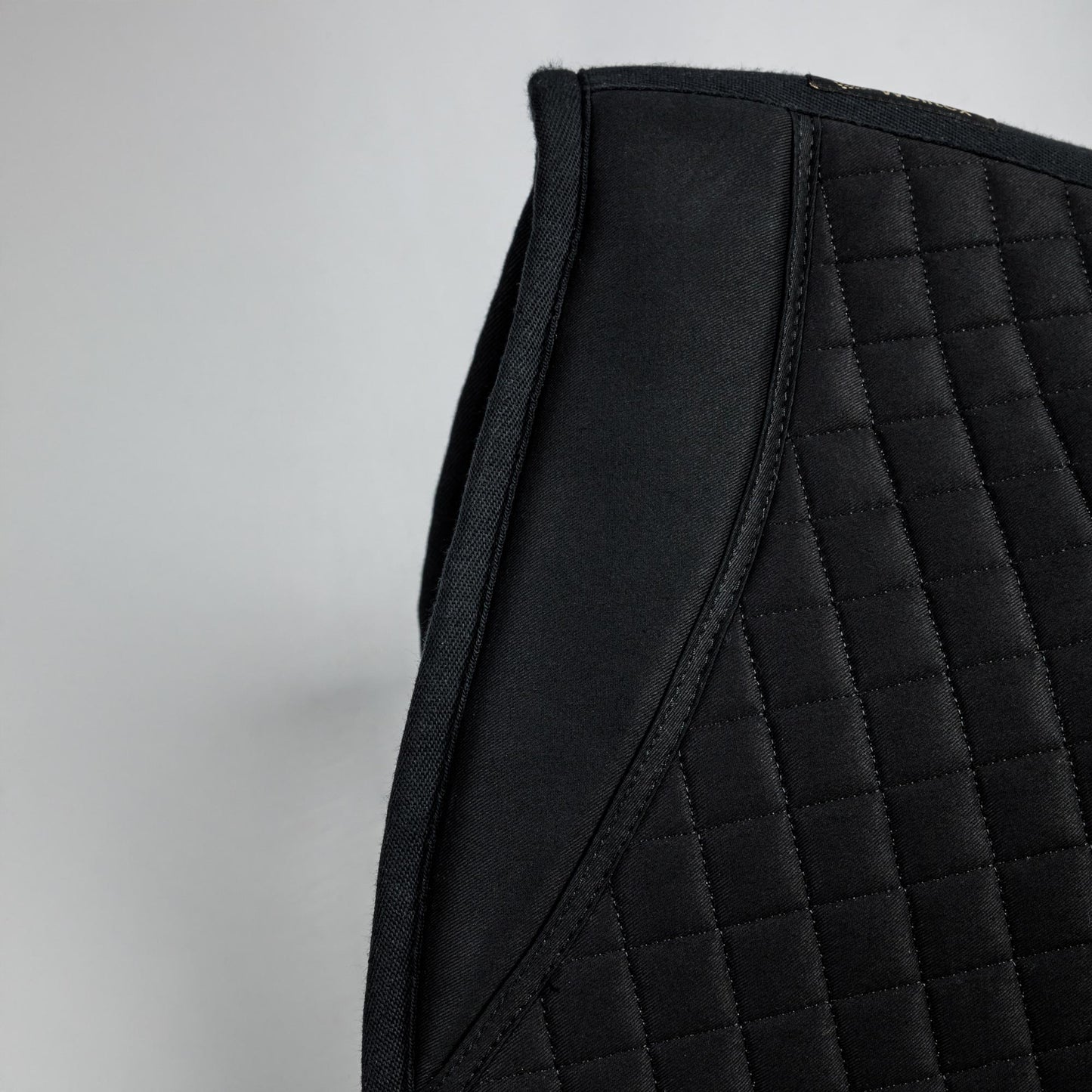 Saddlepad Jumping No III