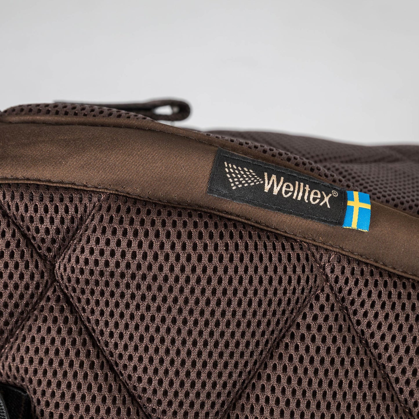 Airflow Saddle Pad Jumping