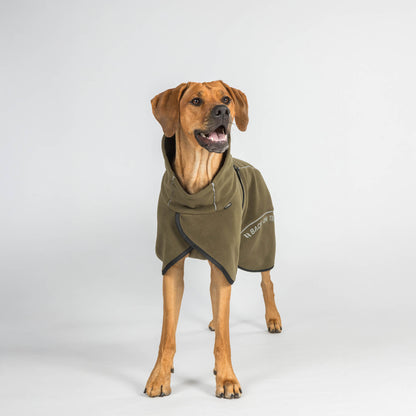 BAY Fleece Dog Coat, Low set tail
